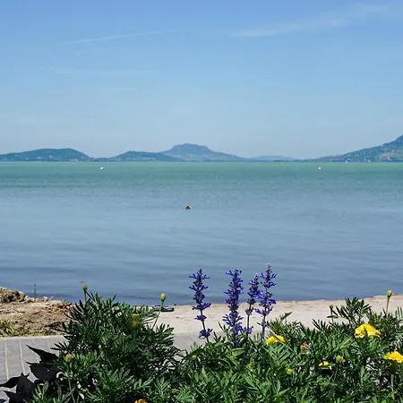 Awesome In W 3 Bedrooms Balatonfenyves
